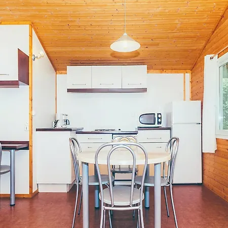 With Heated Pool In * مونكلار دو كيارْسي