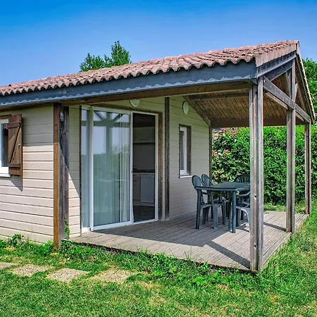 With Heated Pool In Vakantiehuis Monclar-de-Quercy
