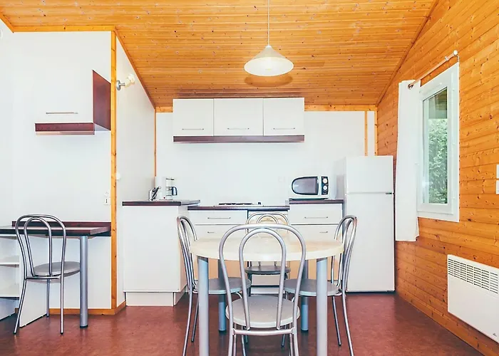 With Heated Pool In * مونكلار دو كيارْسي