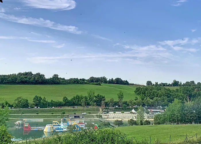 بيت للعطل With Heated Pool In