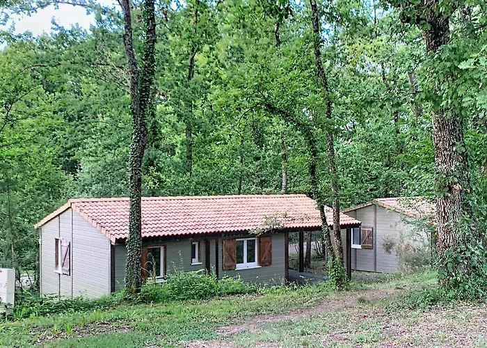 With Heated Pool In مونكلار دو كيارْسي